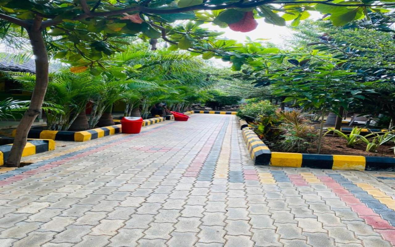 Hotel Megha Resort Hampi Εξωτερικό φωτογραφία