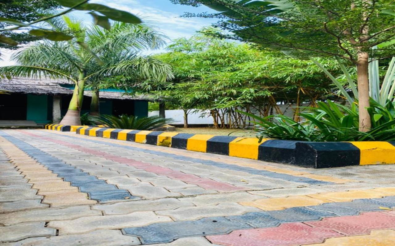 Hotel Megha Resort Hampi Εξωτερικό φωτογραφία