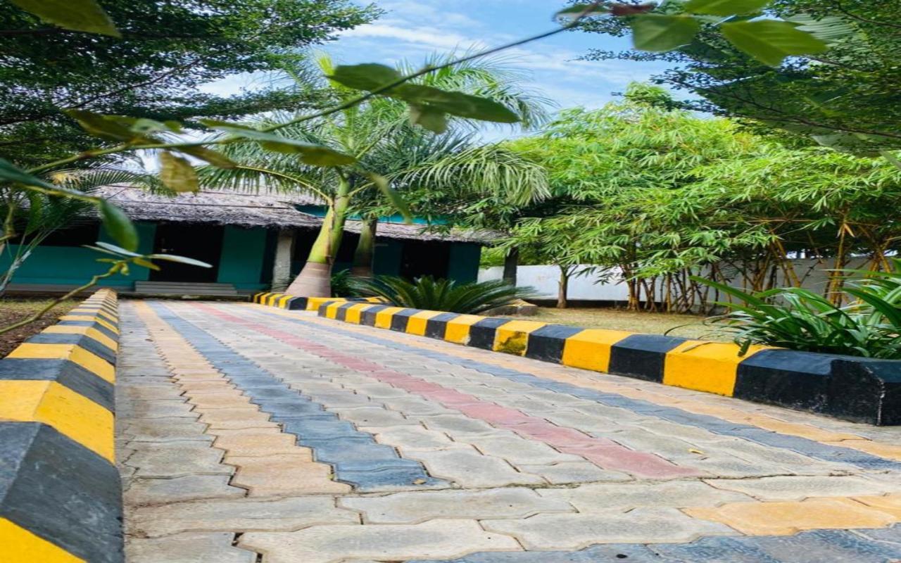 Hotel Megha Resort Hampi Εξωτερικό φωτογραφία
