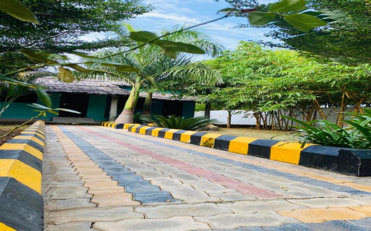 Hotel Megha Resort Hampi Εξωτερικό φωτογραφία